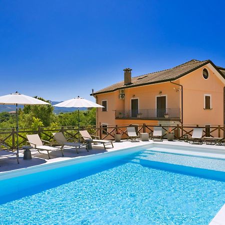 Dominella Appartement Casal Velino Buitenkant foto